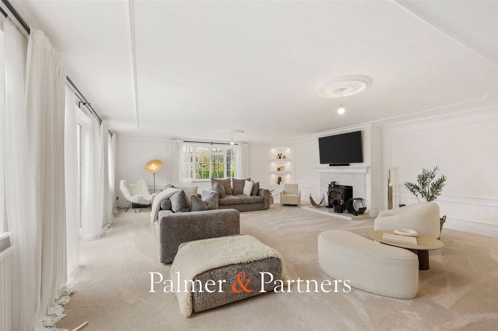 Property photo 2 of 30 Picture No. 18