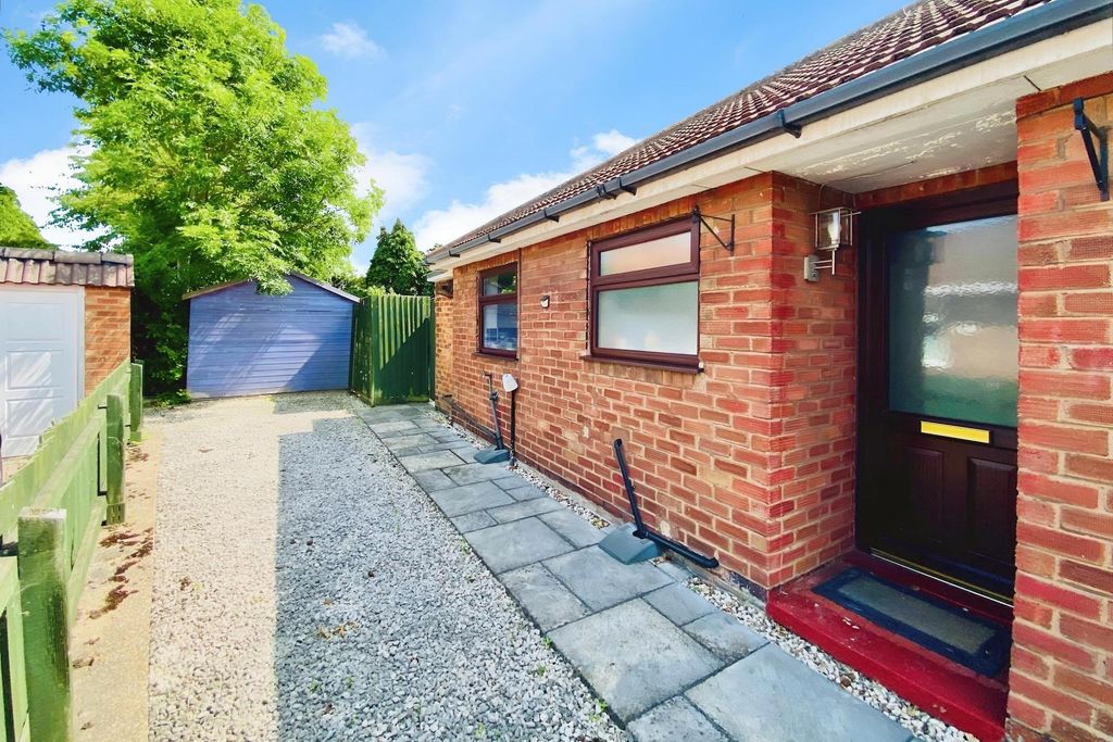 Property photo 3 of 23