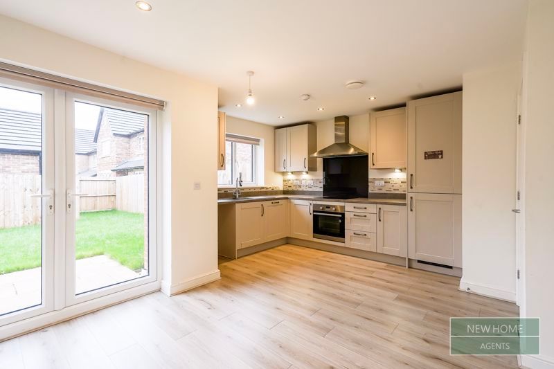 Property photo 2 of 21 Photo 10