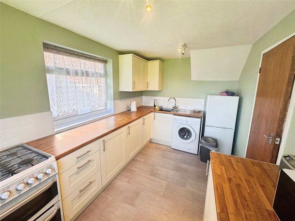 Property photo 2 of 11 Picture No. 04