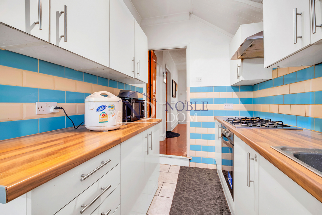 Property photo 3 of 14 Gallery