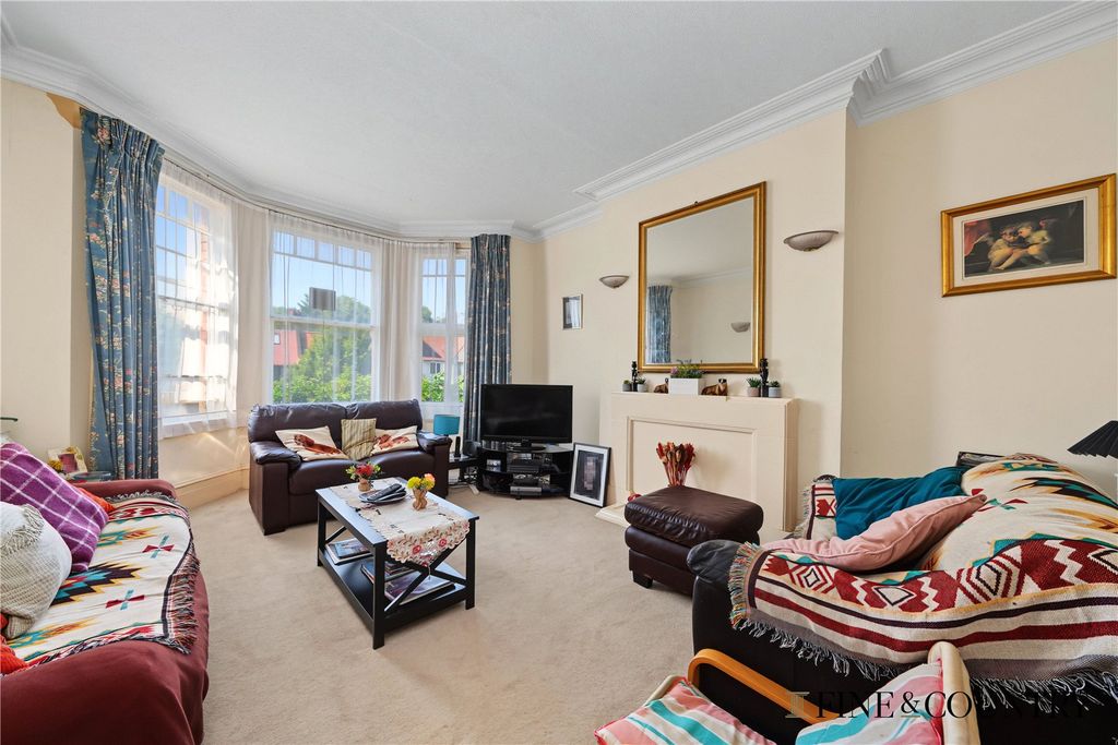 Property photo 2 of 13 Picture No. 03