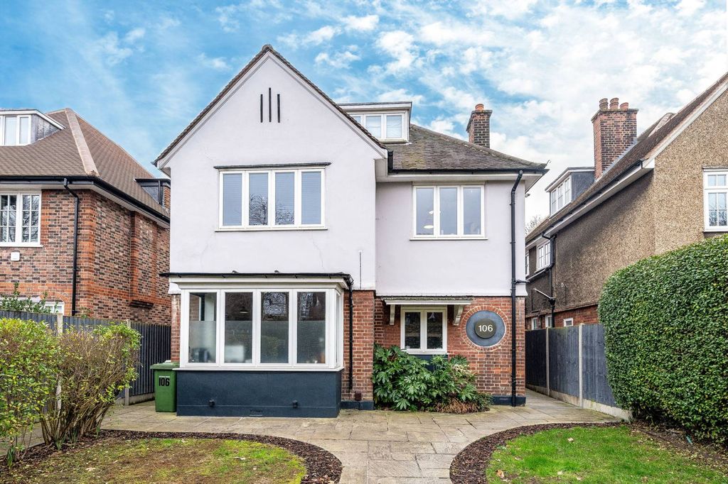 Property photo 3 of 21