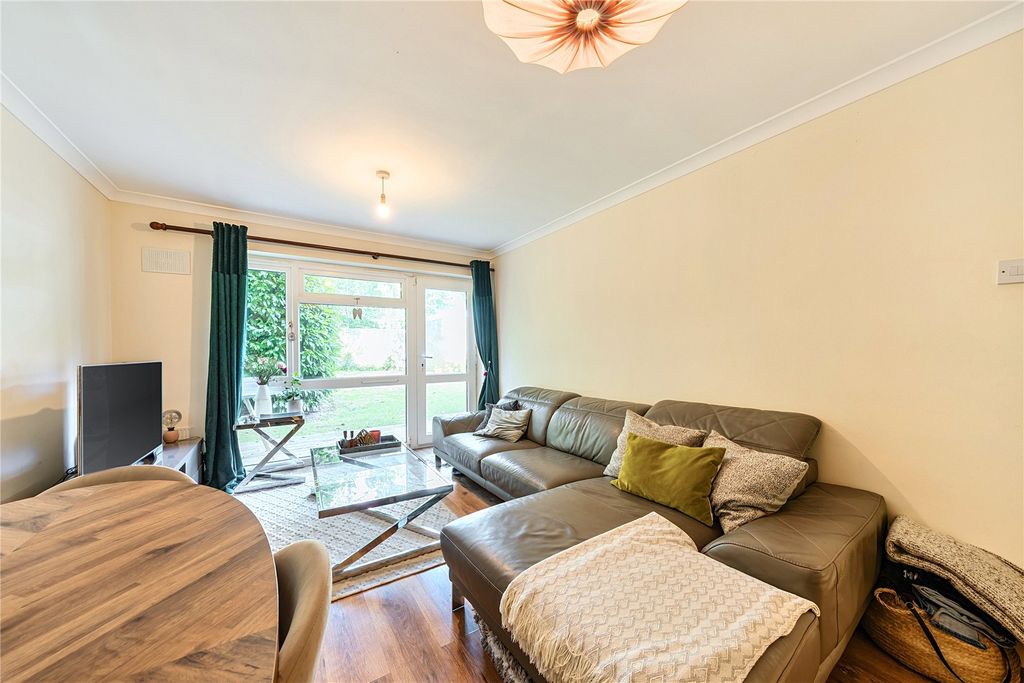 Property photo 3 of 12 Picture No. 05