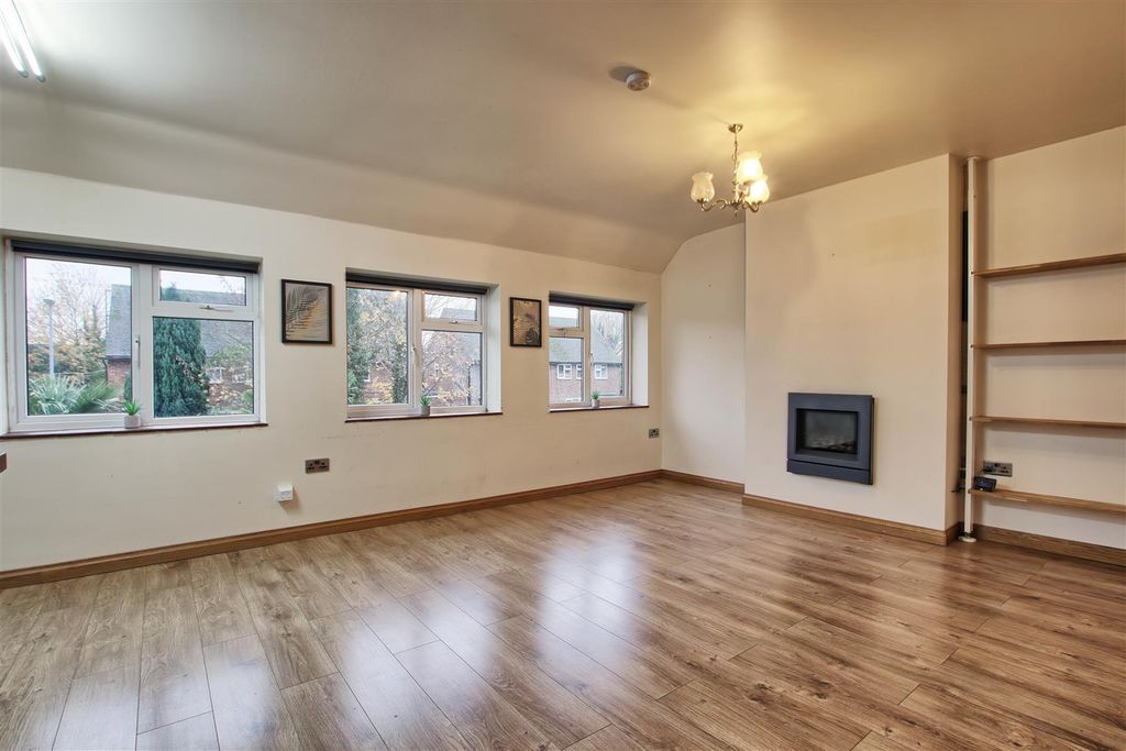 Property photo 2 of 9 Reception Room.Jpg