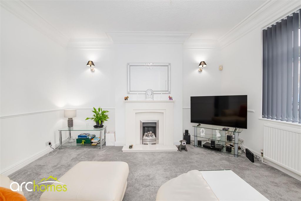 Property photo 2 of 40 Lovers-18.Jpg