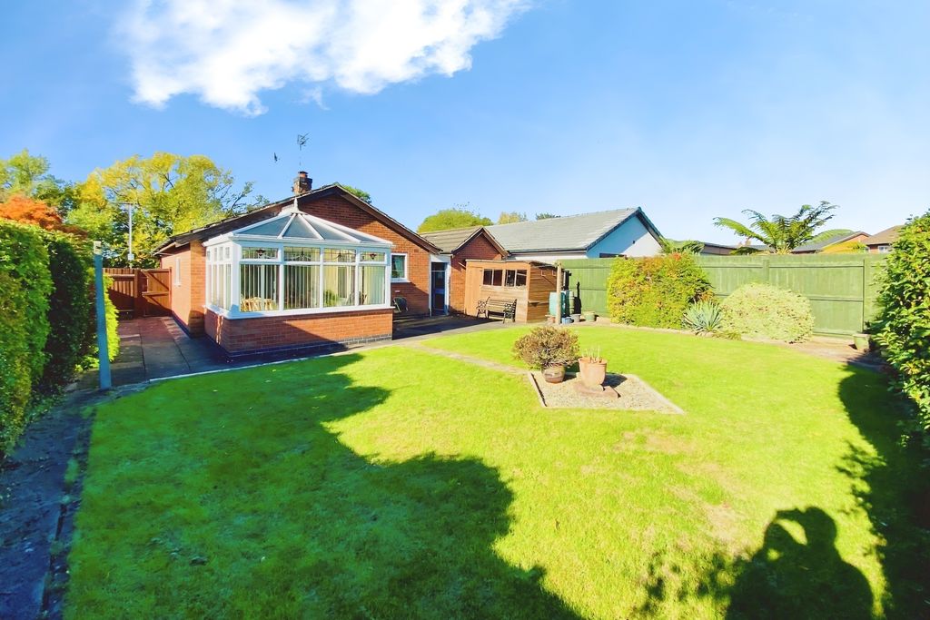 Property photo 2 of 21