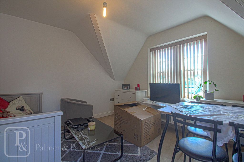 Property photo 2 of 6 Picture No. 08