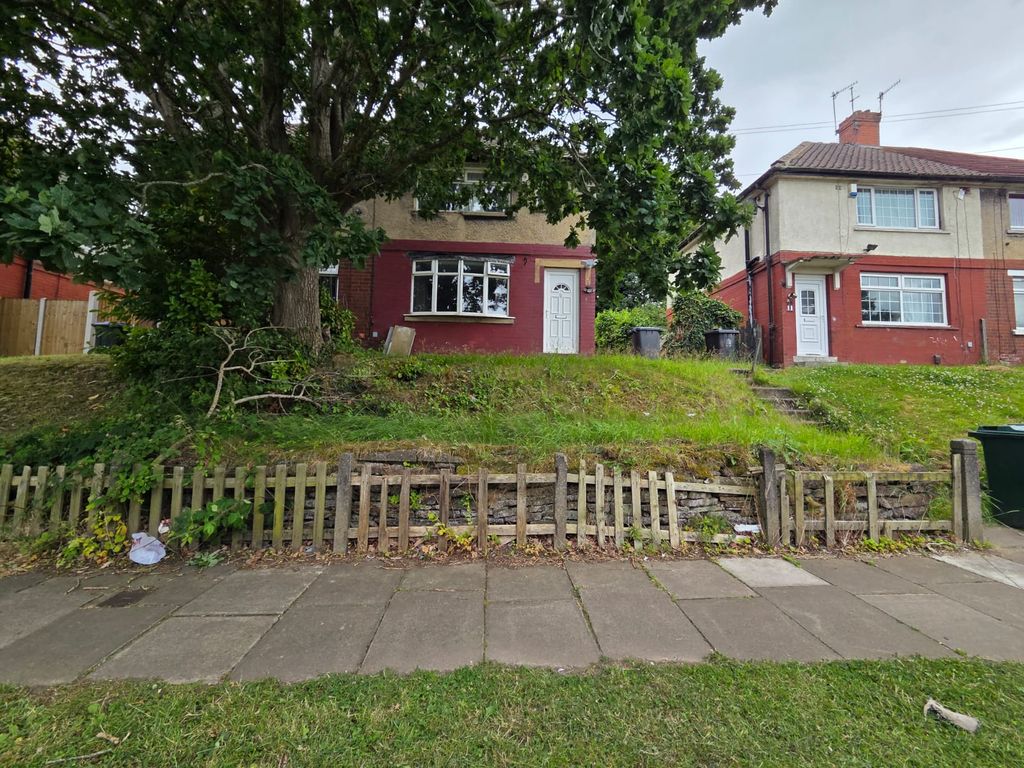 Property photo 2 of 17 Gallery