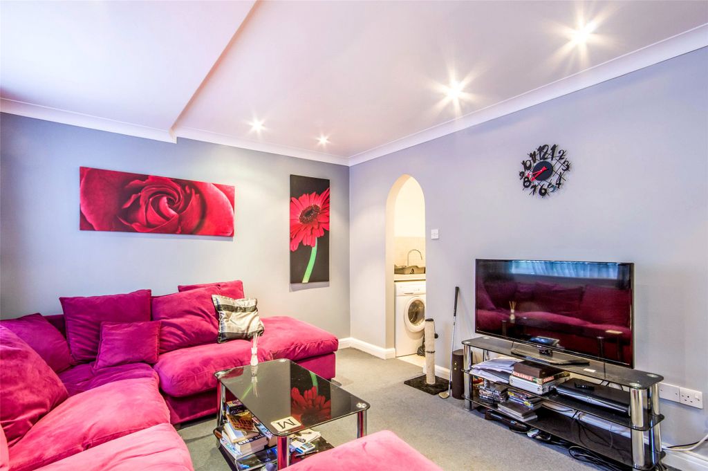 Property photo 2 of 10 Picture No. 14