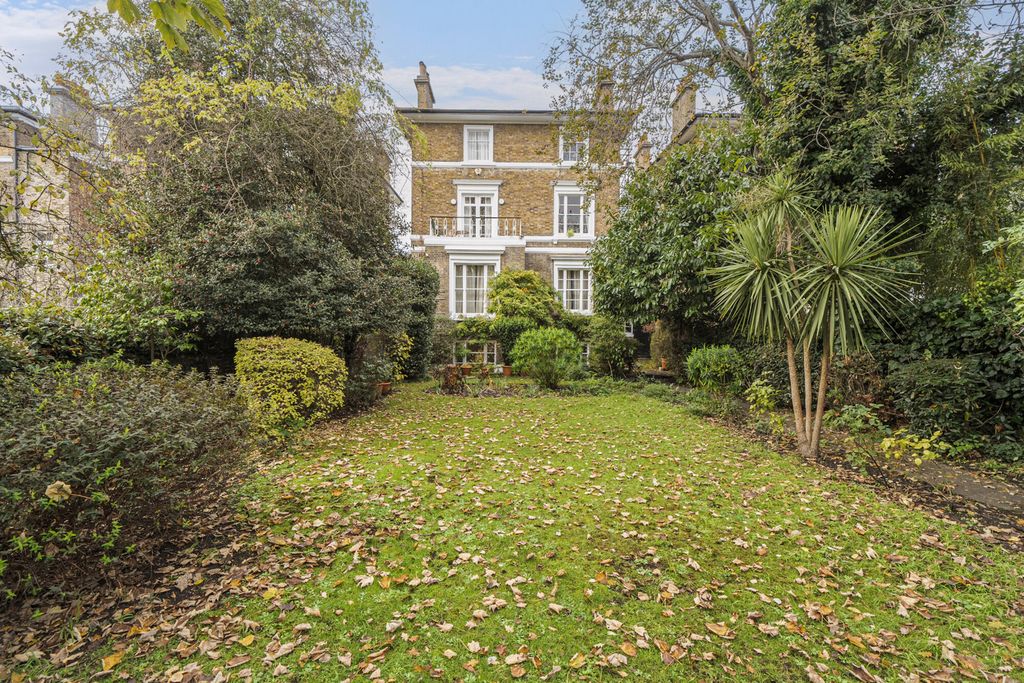 Property photo 3 of 17 Rear Garden