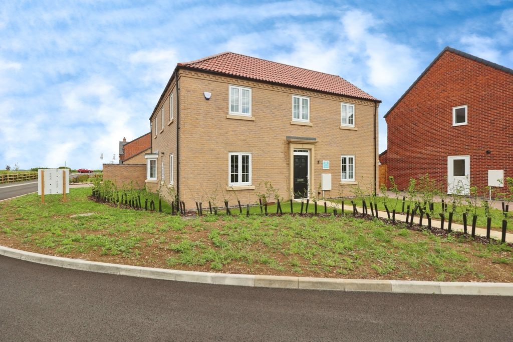 Property photo 1 of 18 4262590
