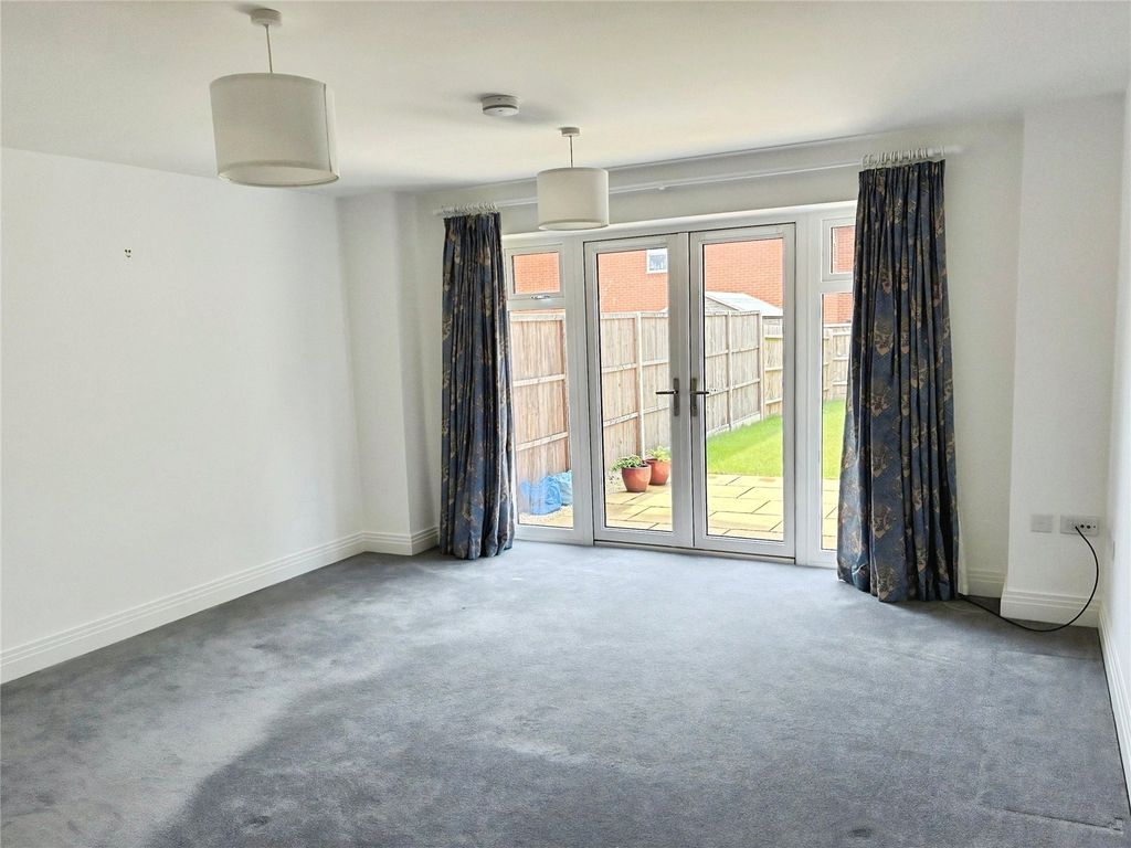 Property photo 3 of 20 Picture No. 03