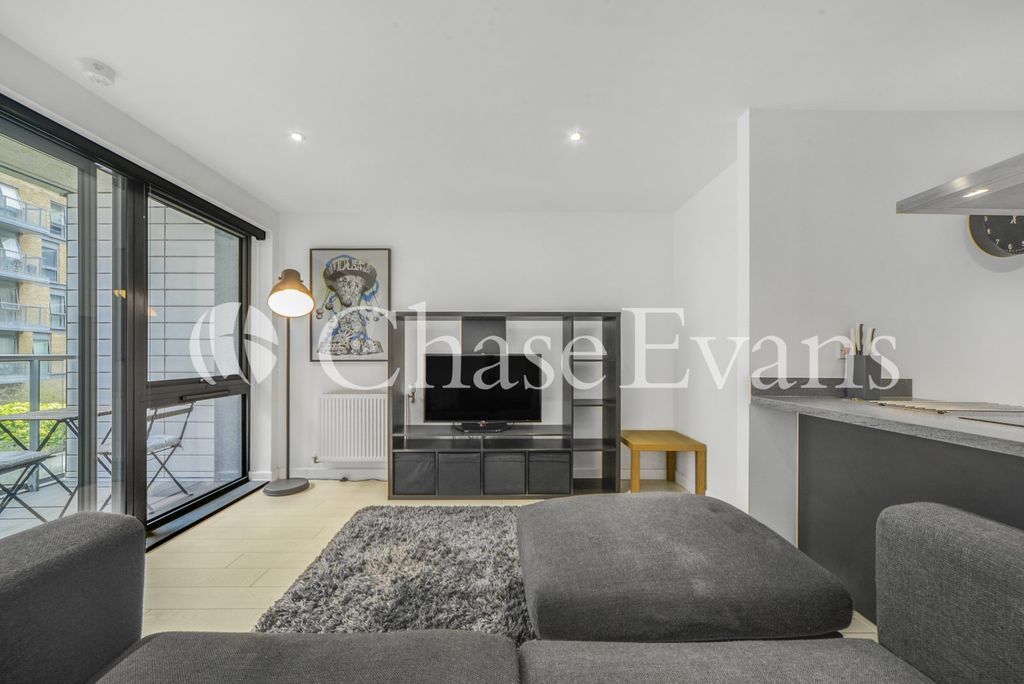 Property photo 1 of 24 Living Area