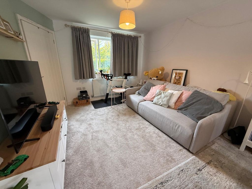 Property photo 2 of 12 24.Jpg