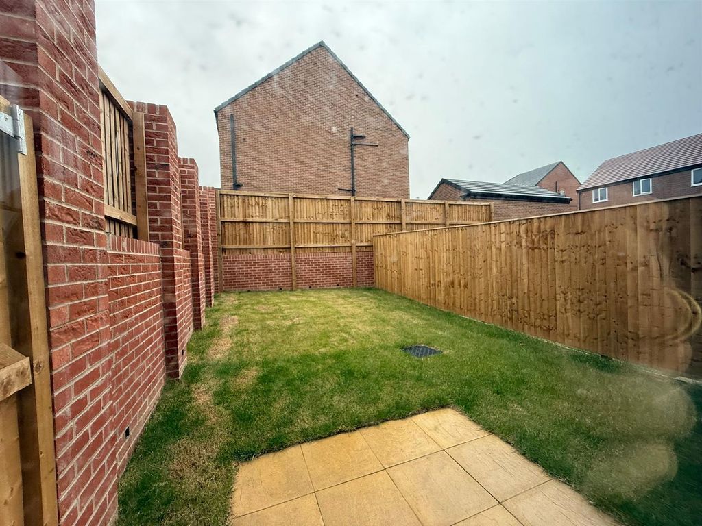 Property photo 2 of 17 680164F7-Ca75-4Fa1-B54F-c0Fc54Afc9B9.Jpg