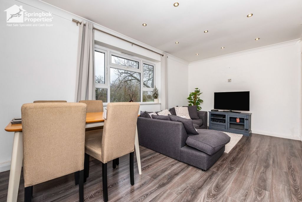 Property photo 3 of 10 Image 3