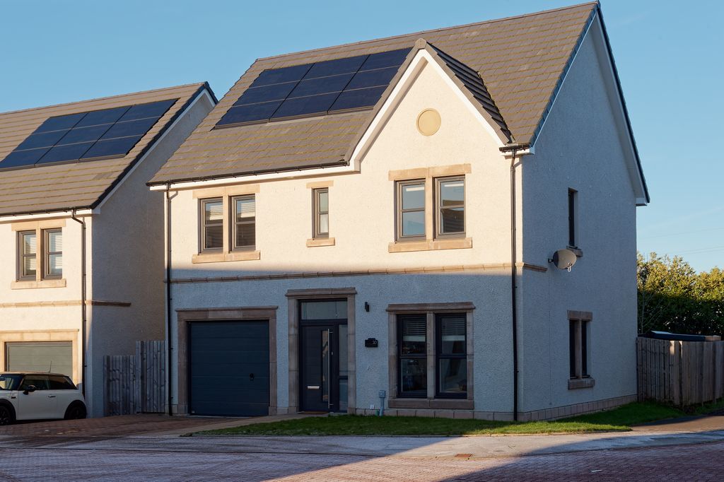 Property photo 1 of 27 Primary Property Image