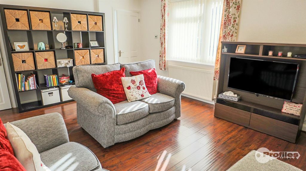 Property photo 2 of 19 Img_8311.Jpg