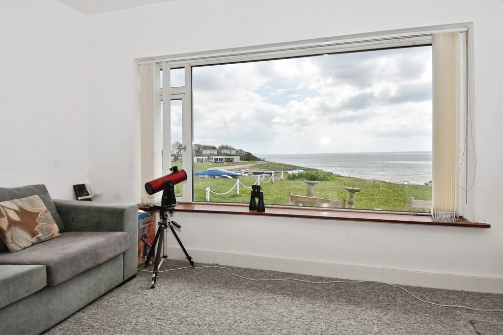 Property photo 3 of 11 Pbox-Img.Jpg