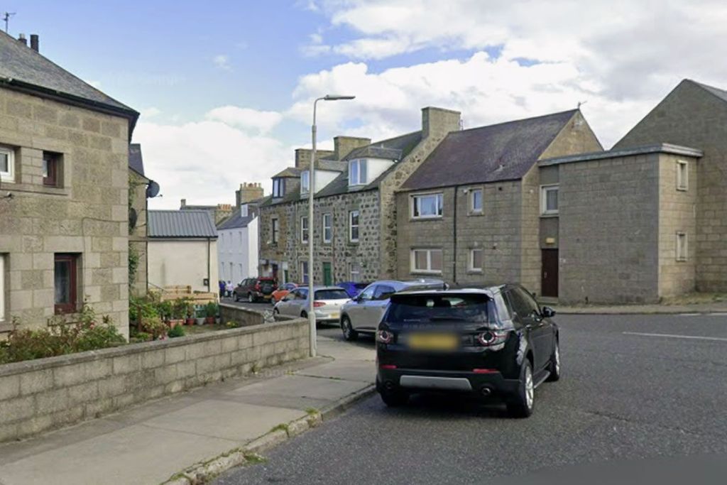 Property photo 1 of 7