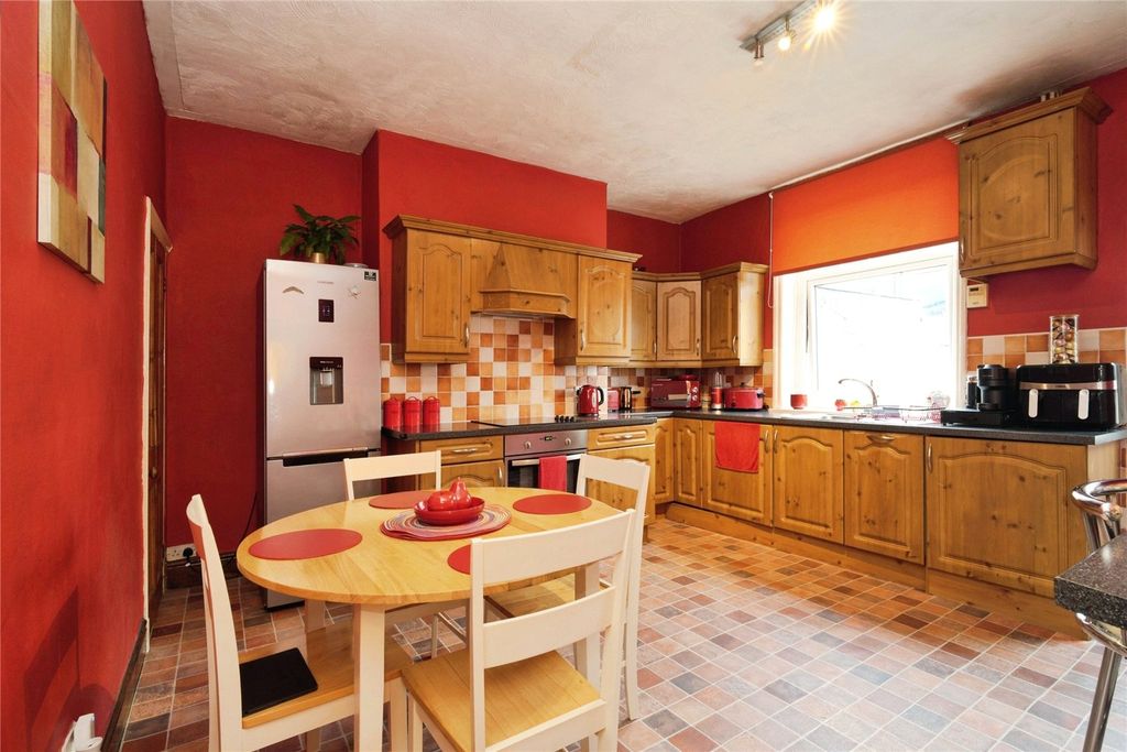 Property photo 2 of 13 Picture No. 01