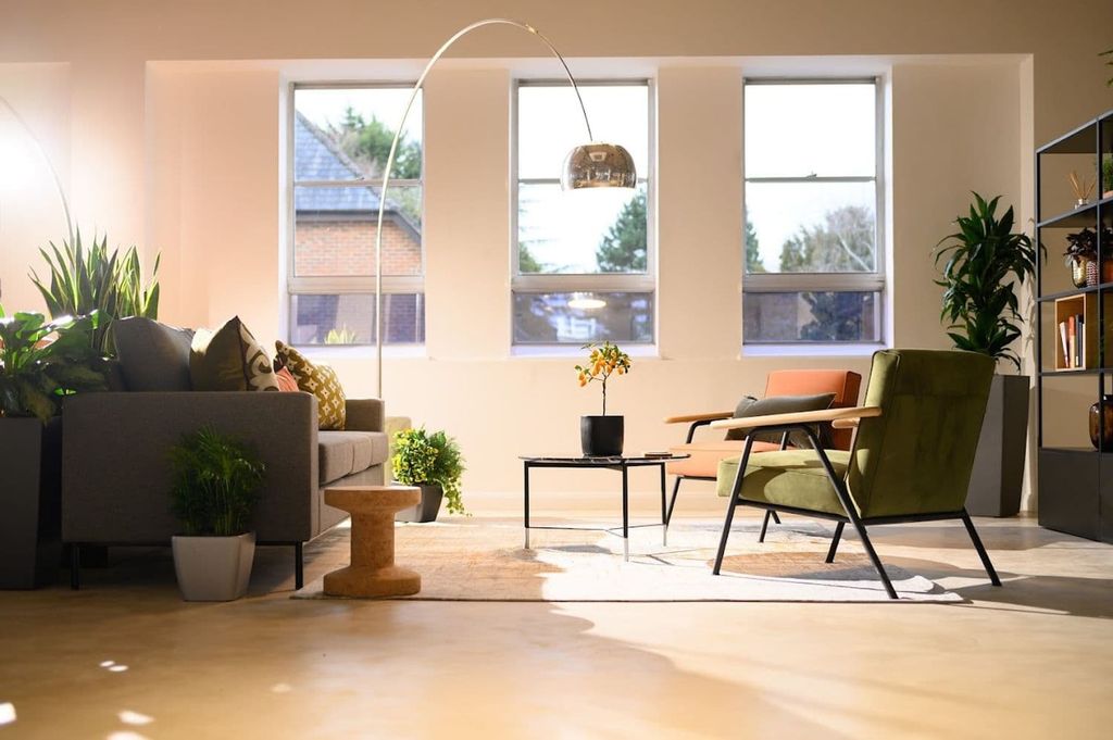 Property photo 3 of 8