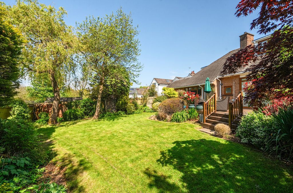 Property photo 2 of 23 1450293-17-69Ef7A...
