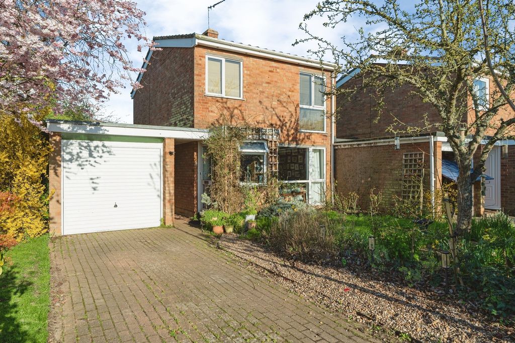 Property photo 1 of 18