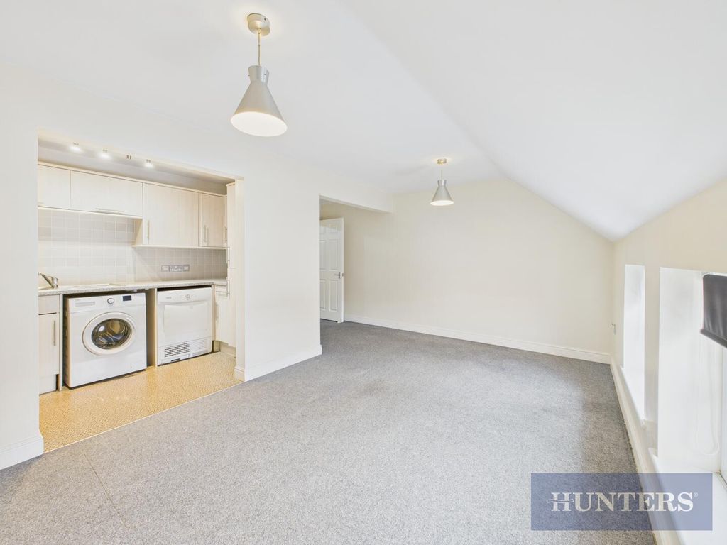 Property photo 3 of 12 Living Room