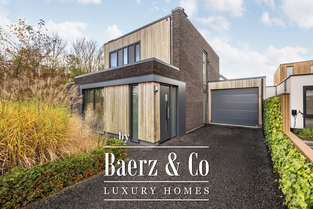 Property photo 1 of 46