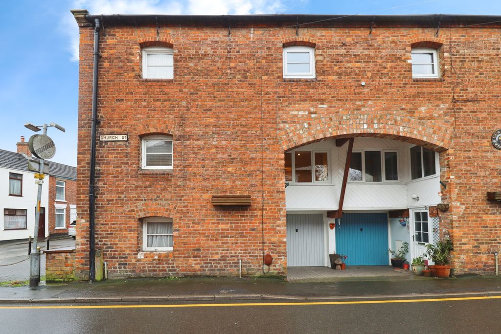 Property photo 1 of 16