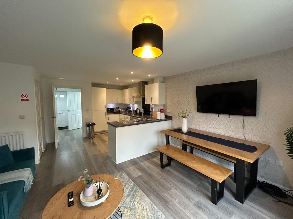 Property photo 2 of 12 Kitchen Dinner.Jpeg