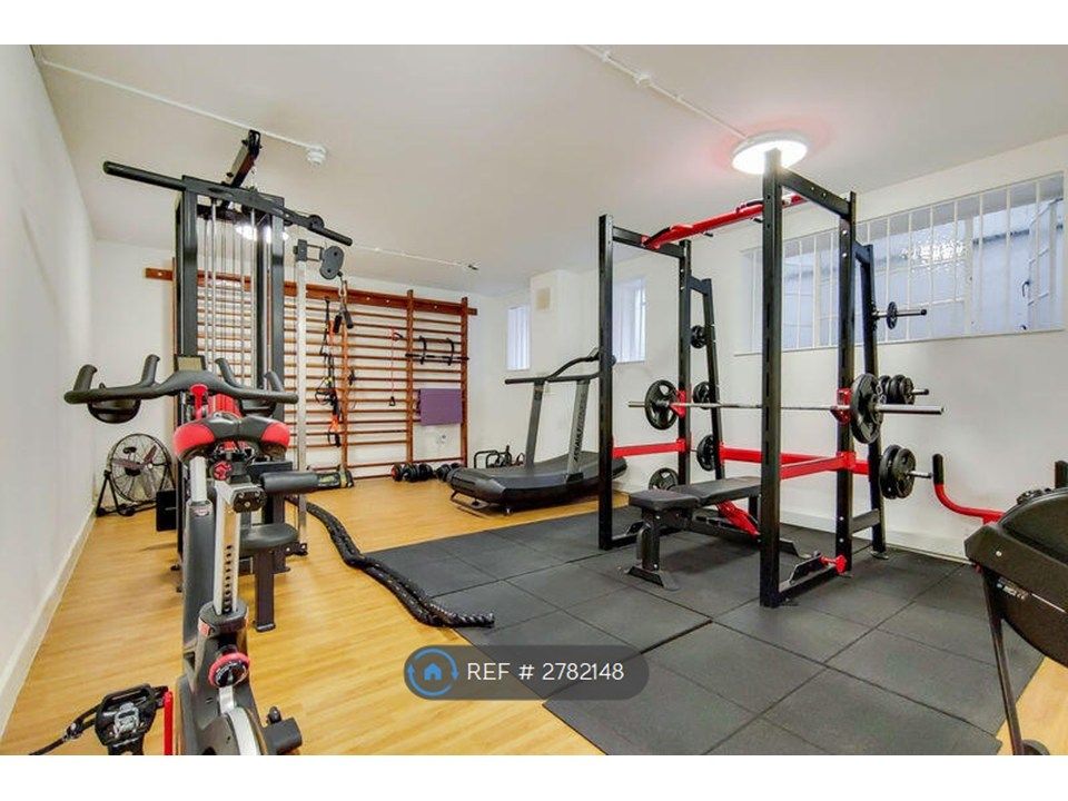 Property photo 3 of 10