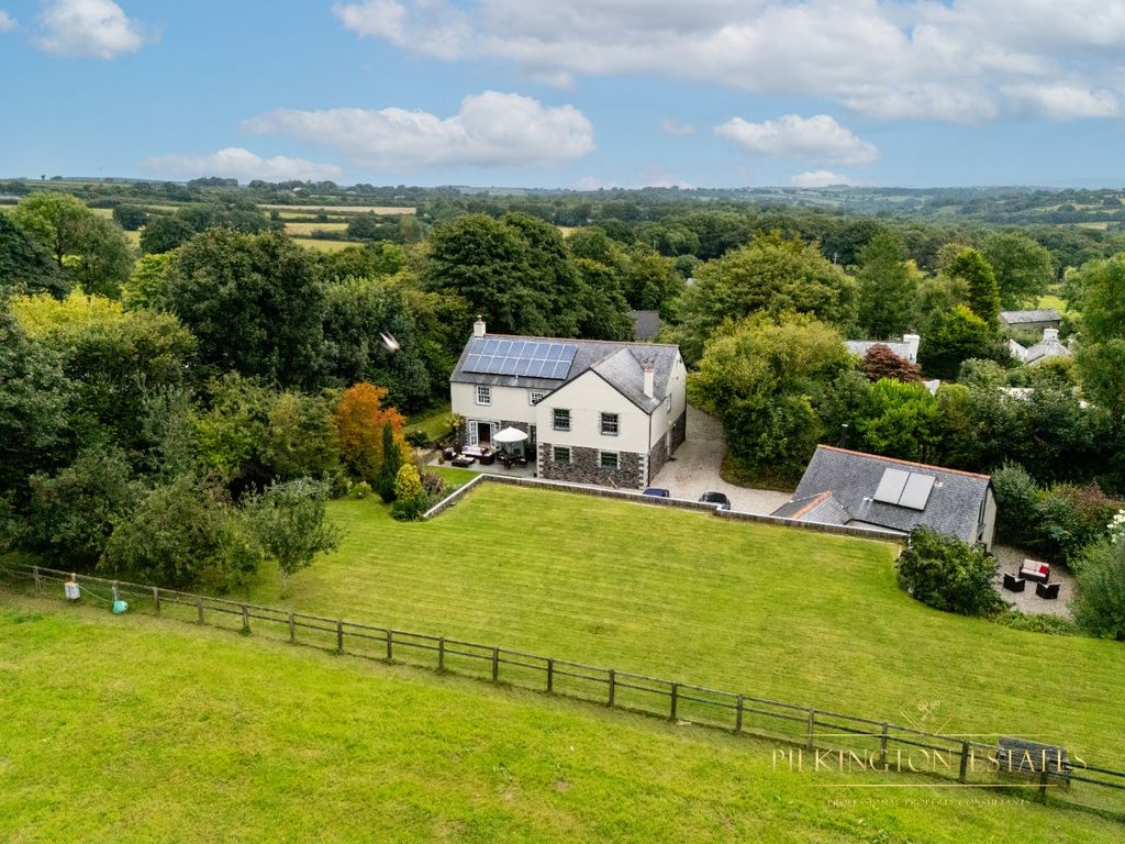 Property photo 1 of 38 4385241