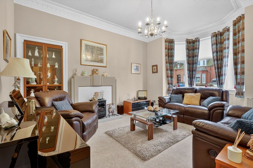 Property photo 2 of 24