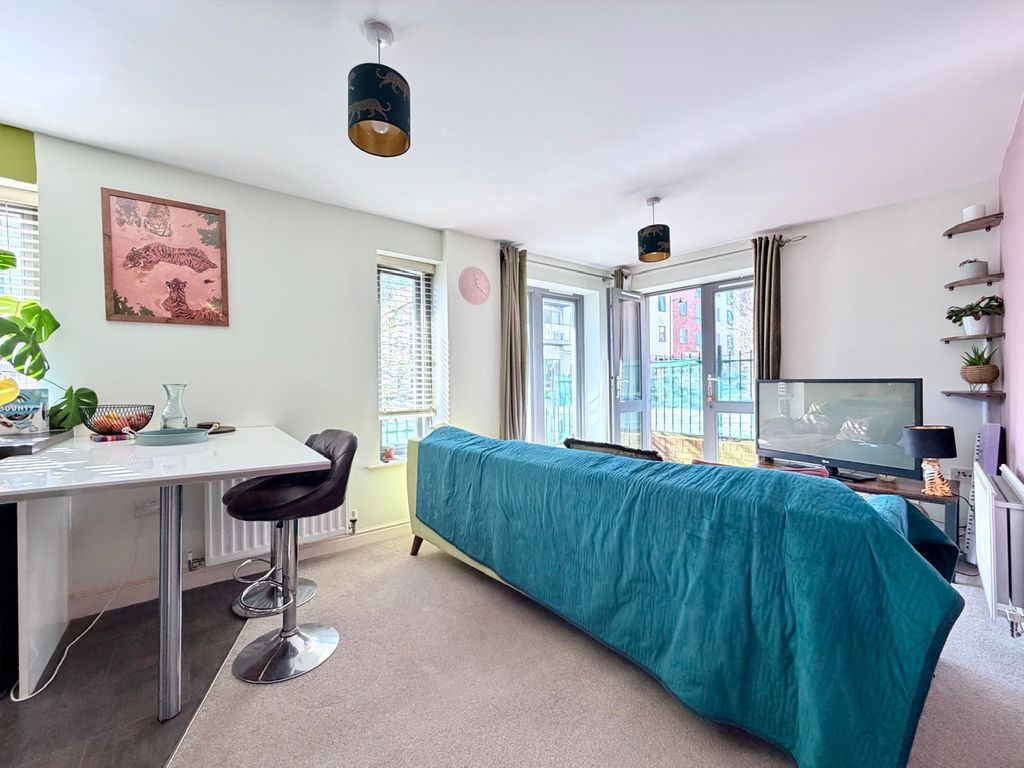 Property photo 2 of 8 Img_2516