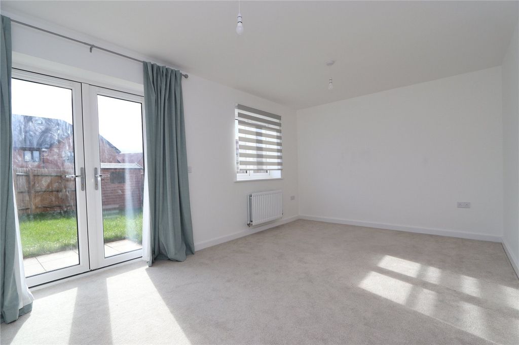 Property photo 3 of 19 Picture No. 26