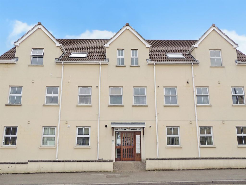 Property photo 1 of 12 Front