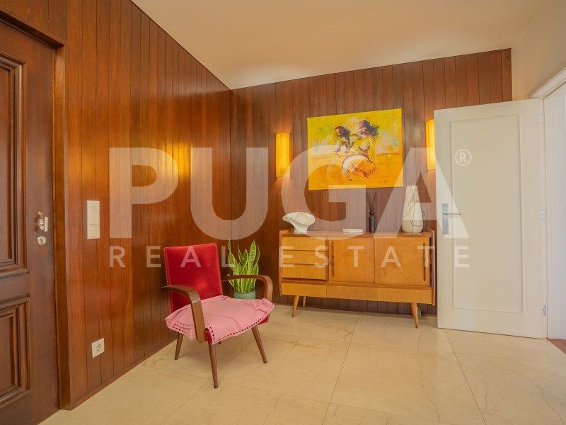 Property photo 2 of 26