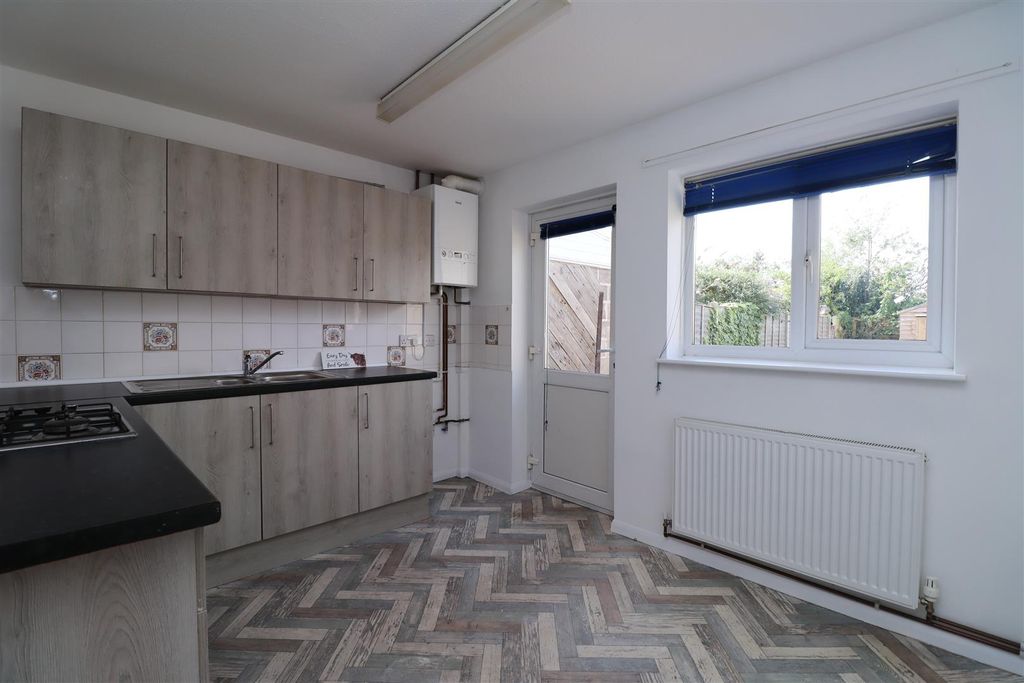 Property photo 3 of 22
