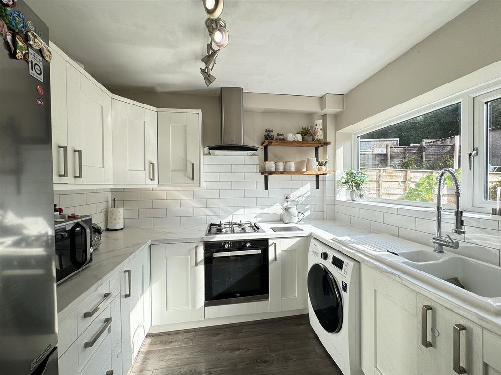 Property photo 3 of 11 3.Jpg