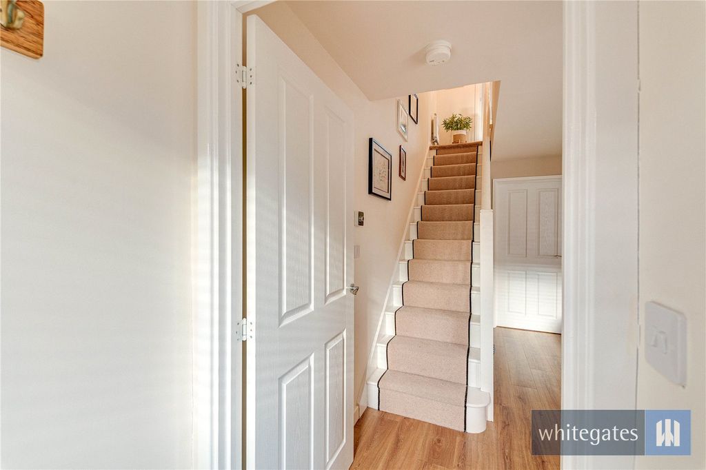 Property photo 2 of 23 Picture No. 03