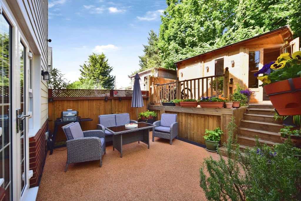 Property photo 1 of 20 Pbox-Img.Jpg