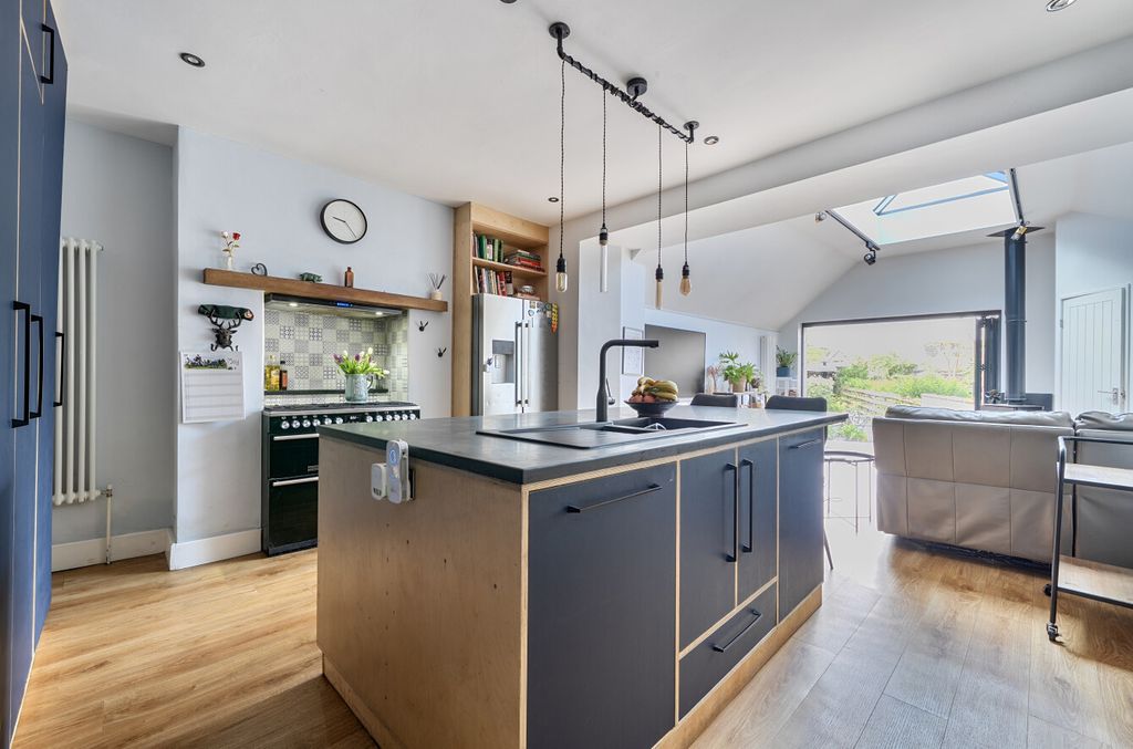 Property photo 3 of 19 1451433-13-69Fc61...