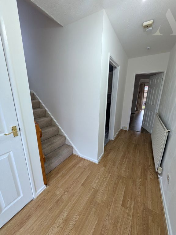 Property photo 2 of 19 Pxl_20251212_114049914