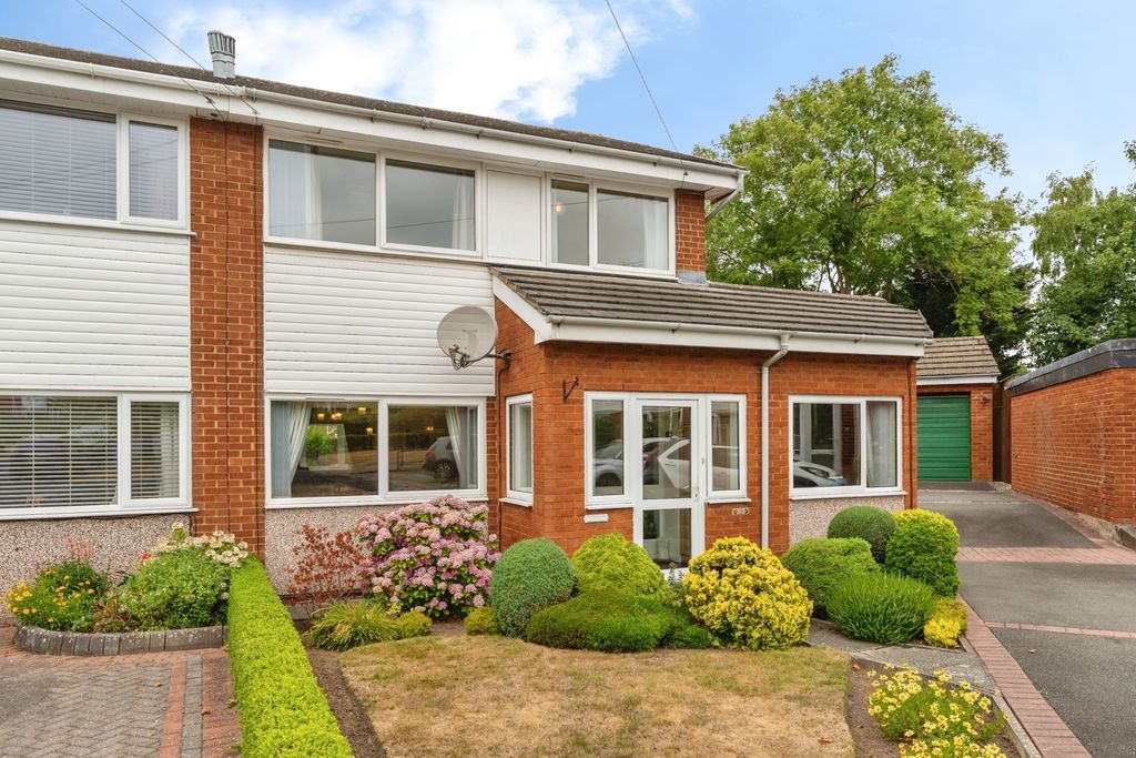 Property photo 1 of 32 Pbox-Img.Jpg