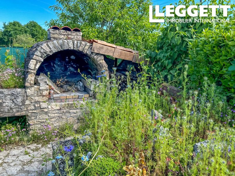 Property photo 3 of 10
