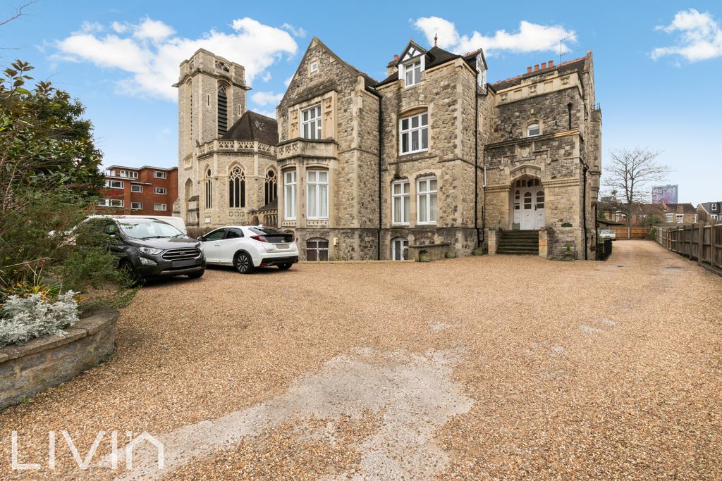 Property photo 1 of 11 Photo 1