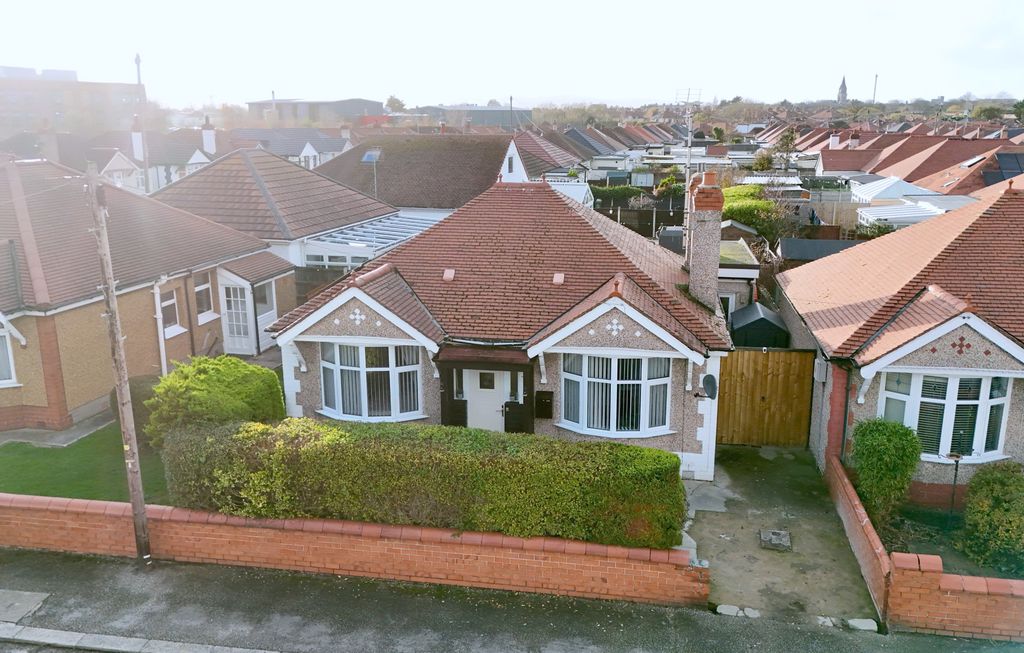 Property photo 2 of 16